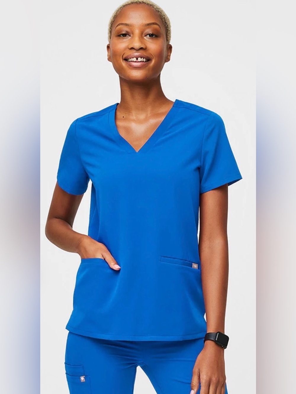 Figs Women’s Technical Collection V-Neck Scrub Top in Royal Blue Size XXL
